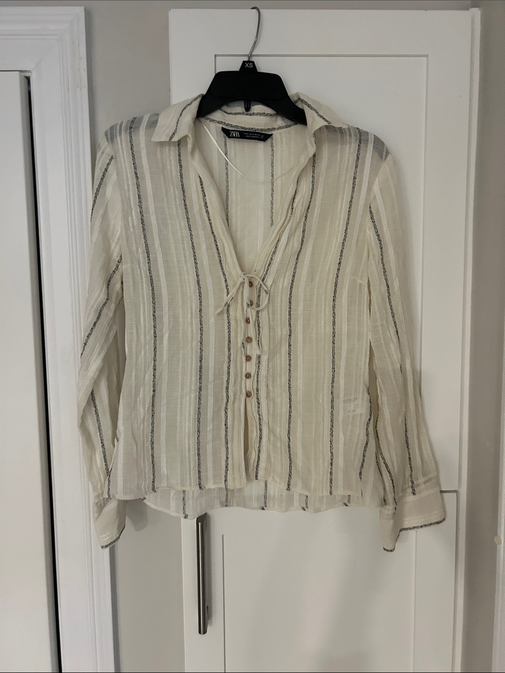 Zara Cream Button-Front Striped Tie Blouse